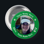 Fußball oder alle Sportarten Foto grün Button<br><div class="desc">Der gesamte Text ist einstellbar! Finden Sie Ihr Lieblings-Sport-Foto,  um dies zu Ihrem eigenen zu machen! Ideal für Turniere und Spieltage. Tragen Sie Ihren Sportwitz-Button mit Stolz. Andere Farben sind verfügbar. In meinem Shop finden Sie auch Autofahnen,  Dosenkühler,  Automotoren und andere Teamunterstützungsprodukte.</div>