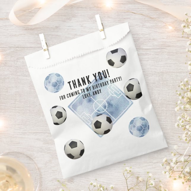 Fußball-Party zum ersten Jahrestag Geschenktütchen (Ausgeschnitten)