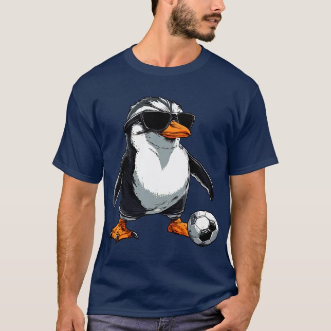 Fußball-Pinguin - T - Shirt (Vorderseite)