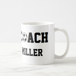 Fußball-Trainer personalisiert Kaffeetasse