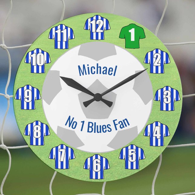 Fußball-Uhr - Shirts mit blauem und weißem Streife Große Wanduhr (Blue and white striped football shirts on a clock for the number one fan.)