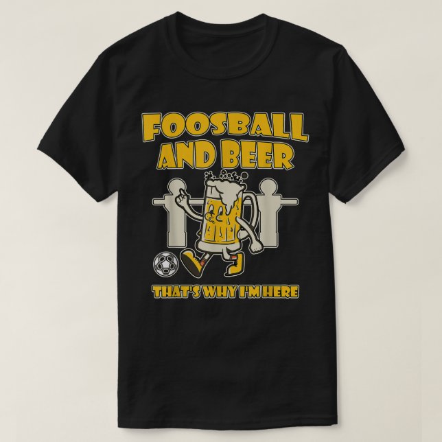 Fussball und Bier deshalb bin ich hier im Shirt (Design vorne)