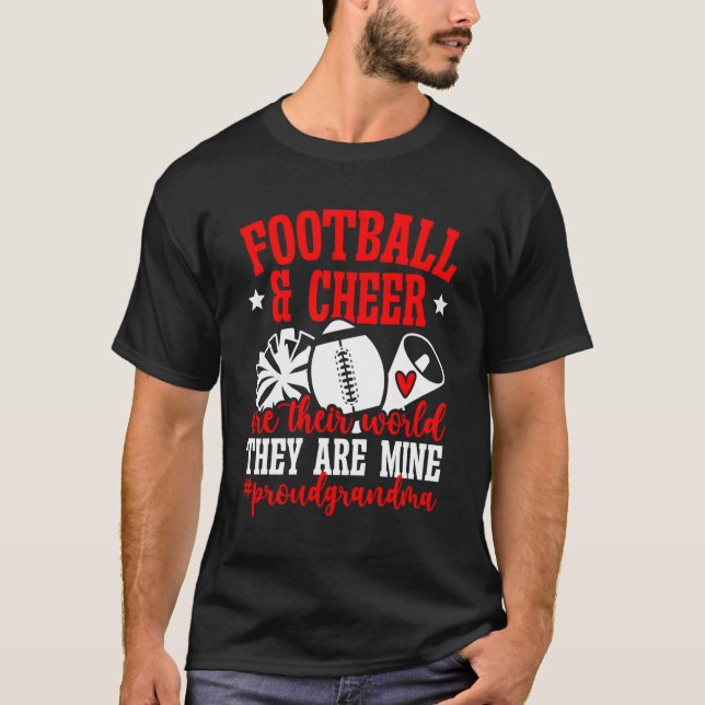 Fußball und Cheerleader von Oma und Fußball T-Shirt (Vorderseite)
