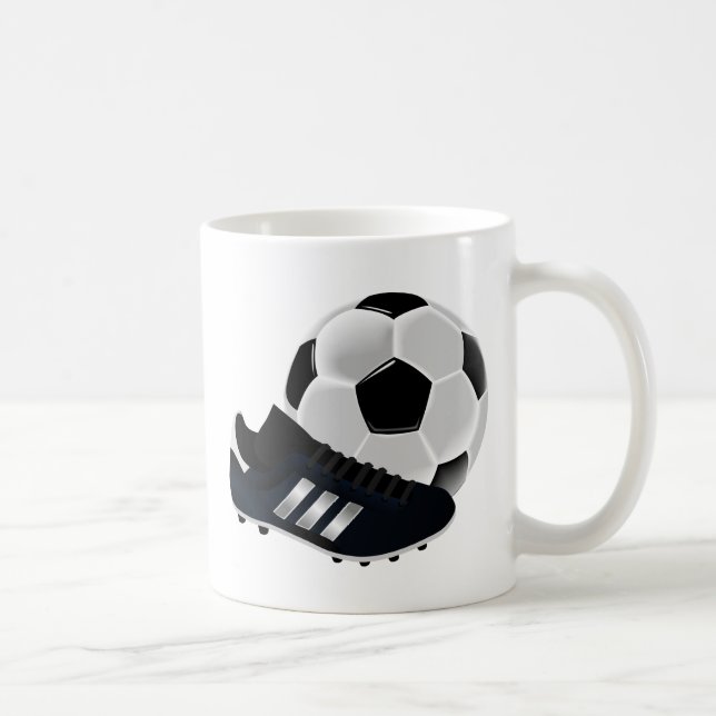 Fußball und Fußball Kaffeetasse (Rechts)