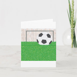 Fußball und Torpfosten auf grünem Grasfeld Karte