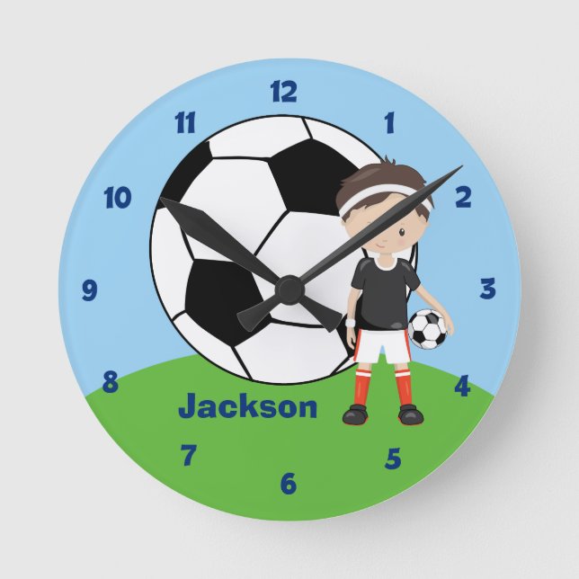 Fußballball Personalisierte Boys Sportzimmer Kinde Runde Wanduhr (Vorderseite)