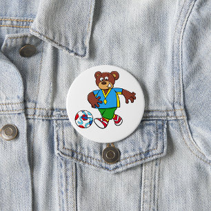 Fußballbär spielt Fußball in Sportkleidung  Button
