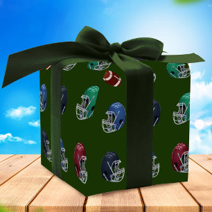 Fußbälle und Helme Geschenkpapier