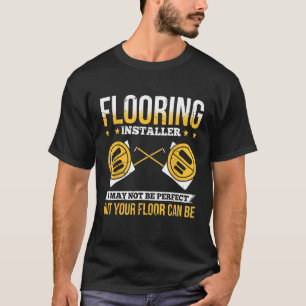 Fußbodeninstallationsprogramm für den professionel T-Shirt