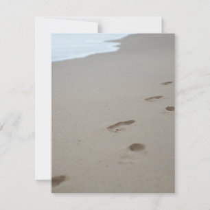 Fußspuren am Strand von Mosambik Mitteilungskarte