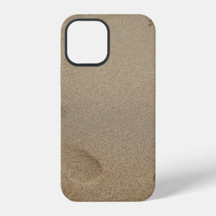 Fußspuren im Sand iPhone 12 Hülle