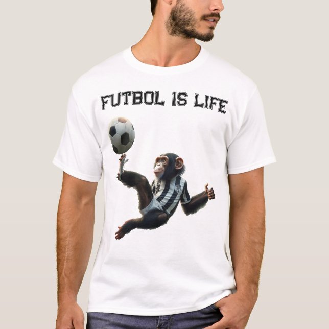 'Futbol is Life' Fußballschimp T-Shirt (Vorderseite)