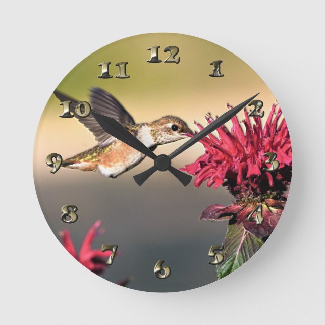 Fütternd Hummingvogel-Blume Runde Wanduhr (Vorderseite)