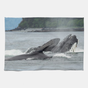 Fütternd Humpbackwale Geschirrtuch