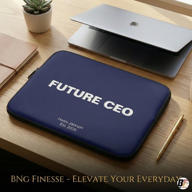 Future CEO | Personalized Name & Year Navy Blue Mo Laptopschutzhülle (Von Creator hochgeladen)