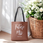 Future Mrs Bride Terracotta Brown Wedding<br><div class="desc">Bride Button mit Text Future Frau Terracotta/Burnt Orange/Brown White. Karo unten in unserer Shop-Kollektion für passende Artikel.</div>