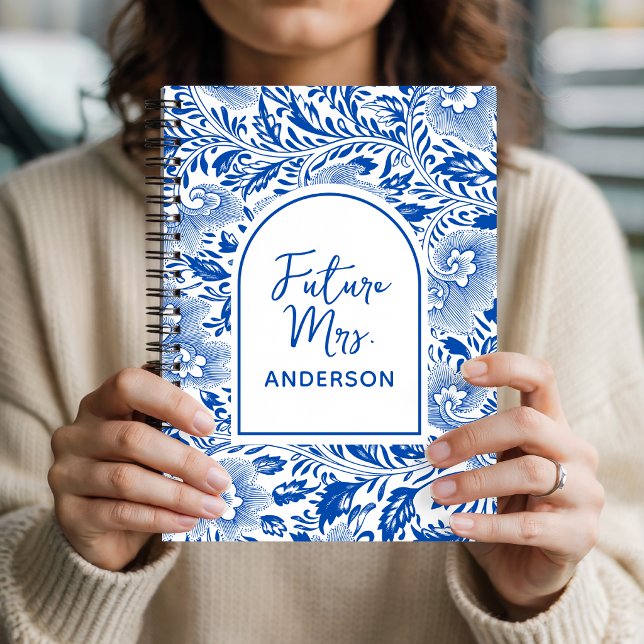 Future Mrs | Maßgeschneiderte blaue Chinoiserie Ho Notizbuch (blue floral chinoiserie bride journal gift, bridal shower journal, bachelorette party bride journal)