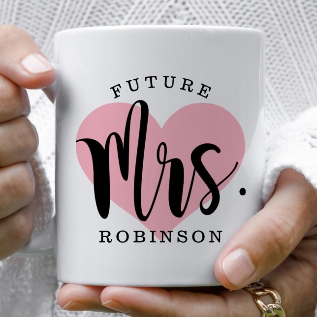 Future Mrs. Pink Heart Custom Wedding Monogram Kaffeetasse (Von Creator hochgeladen)