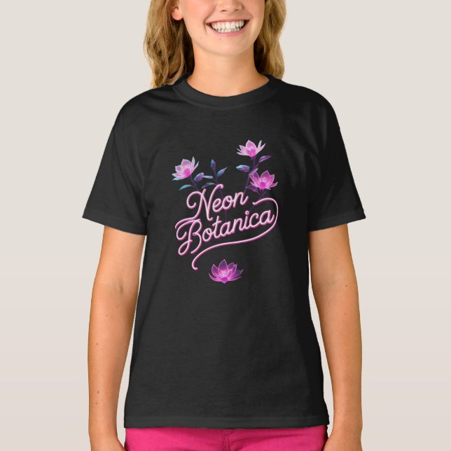 Futuristische Naturecore T-Shirt (Vorderseite)