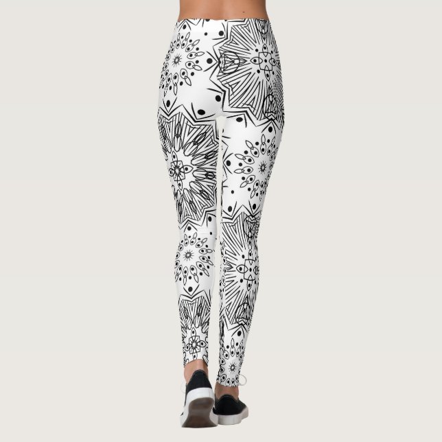 FuzzyFoxArt, Schwarz und Weiß Leggings (Rückseite)