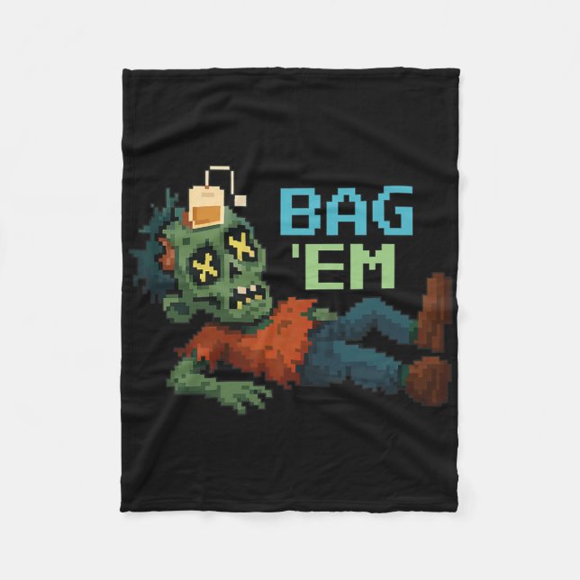 G em Pixel Zombie Tee G Halloween Npc Gamer Meme  Fleecedecke (Vorderseite)