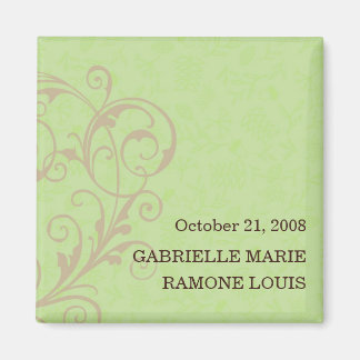 Gabby speichert das Date Magnet