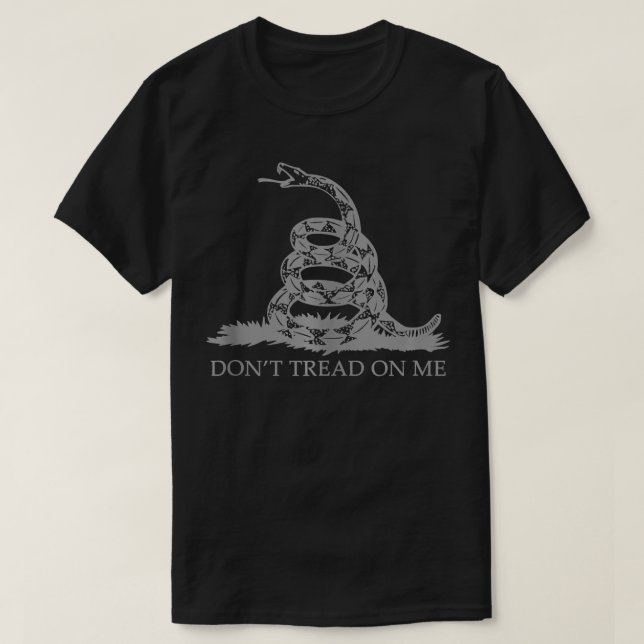Gadsden Flag Graue Schlange nicht auf mir stehen T-Shirt (Design vorne)