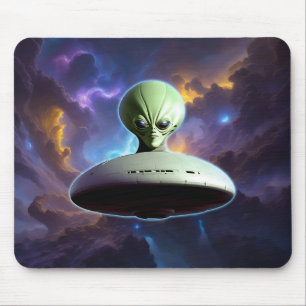 Galaktische Begegnung: Grüne Alien Kopf UFO Abente Mousepad