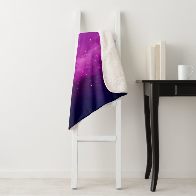 Galaxie und Sterne in Himmelblau und Lila mit pers Sherpadecke (Beispiel)