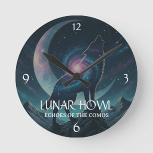 Galaxie-Wolf-Silhouette mit mystischem Nebel-Mond  Runde Wanduhr