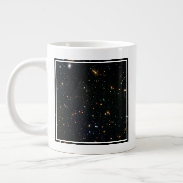 Galaxy Cluster Abell 370 Parallelfeld. Jumbo-Tasse (Links)