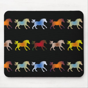 Galopp Ponys auf schwarz Mousepad