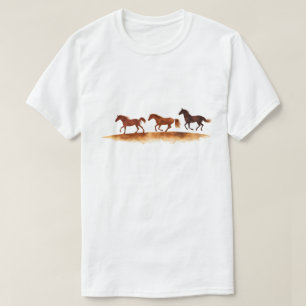 Galoppierende Pferde auf Wasserfarbenen Ebene T-Shirt