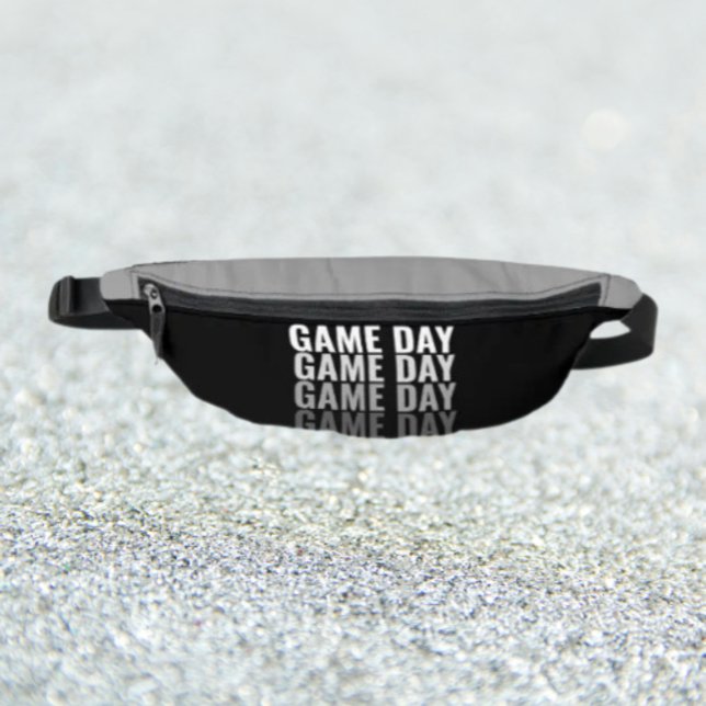 „Game Day Repeat“ Fanny Pack in Fettschrift Bauchtasche (Von Creator hochgeladen)