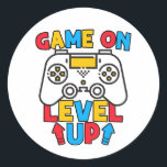 Game On Level Up Funny Birthday Boy Gaming Lover Runder Aufkleber<br><div class="desc">Lustige Sprüche "Game On Level Up" Funny Video Game Birthday Gaming buntes Design. Dieses lustige Gaming-Angebot ist perfekt für alle, die Lieben haben, Videospiele auf Konsole oder PC zu spielen.</div>