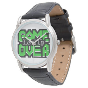 Game Over, Level Up: Pixelige Retro-Spielwelt Armbanduhr