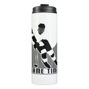 Game Time Hockey Spieler Schwarz Weiß Isoliert Thermosbecher