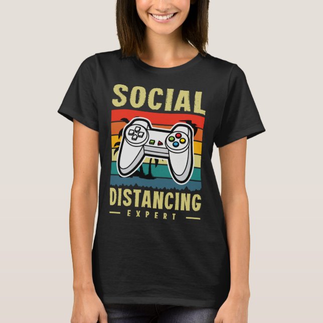 Gamer Dad Social Distancing Expert Retro Esports T-Shirt (Vorderseite)