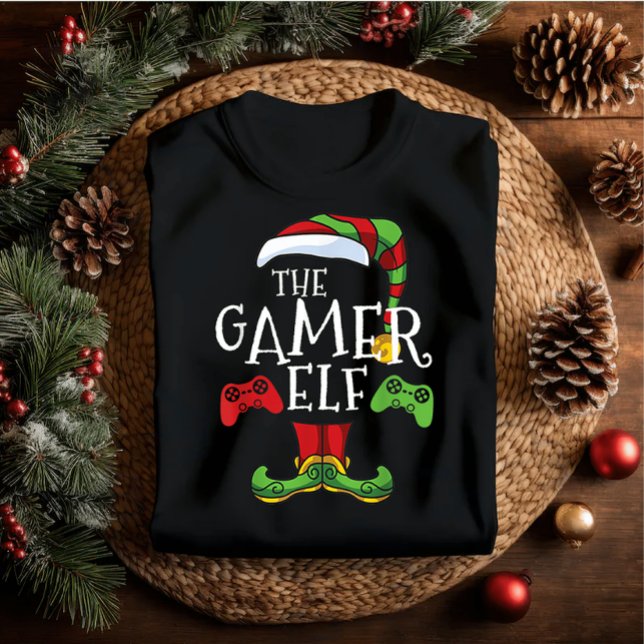Gamer Elf Familie passt Weihnachtsanfang Name T-Shirt (Von Creator hochgeladen)