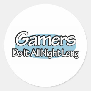 Gamer machen es die ganze Nacht lang Runder Aufkleber
