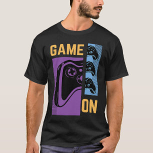 Gamer On Console Controller Der Achtzigjährige T-Shirt