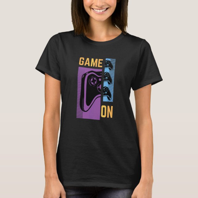 Gamer On Console Controller Der Achtzigjährige T-Shirt (Vorderseite)