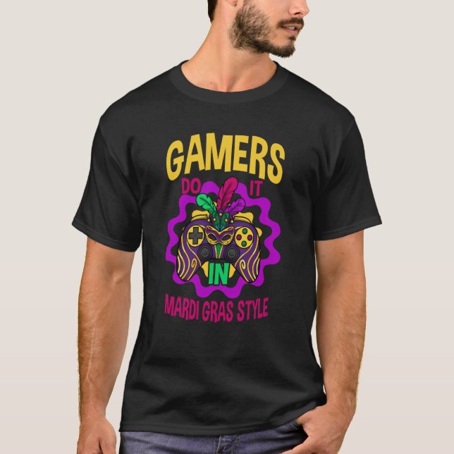 Gamers do it in mardi gras style gaming parade  4 T-Shirt (Vorderseite)