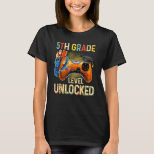 Gaming 5. Stufe Entsperrter erster Tag des Scho T-Shirt