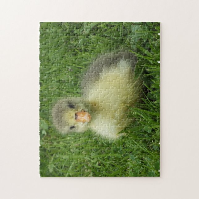 Gänse in üppig grünem Gras Puzzle (Vertikal)