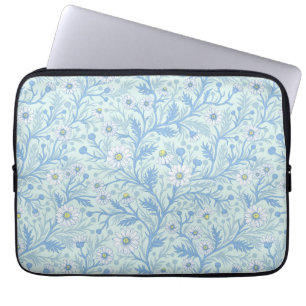 Gänseblümchen in weiß und blau auf Meeresglas Laptopschutzhülle