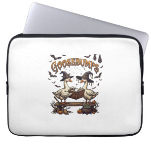 Gänsehaut Halloween-Gänse Hexenhüte Magie Buch_1 Laptopschutzhülle