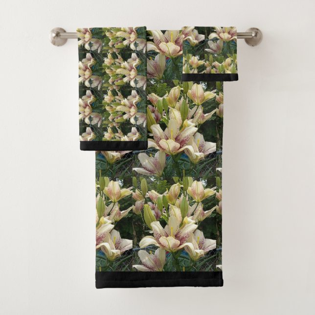 Garden Lilies Badhandtuch Set (Insitu)