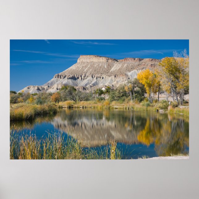 Garfield Seen von Riverbend Poster (Vorne)