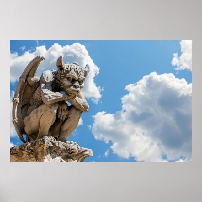 Gargoyle und Wolken Poster (Vorne)